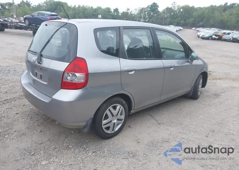2008 Honda Fit from USA, damaged, VIN JHMGD384X8S052570